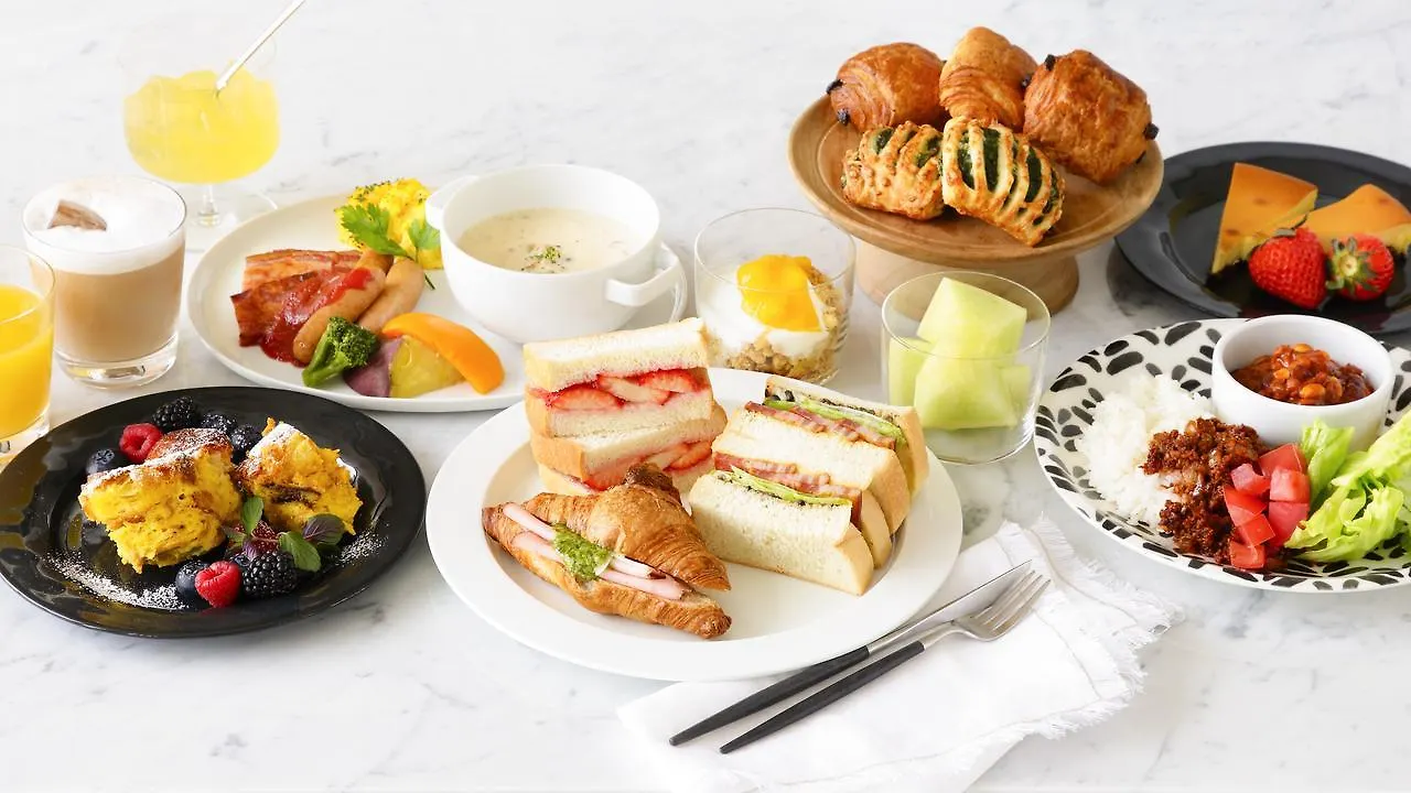 Candeo Hotels Kobe Tor Road 4*,